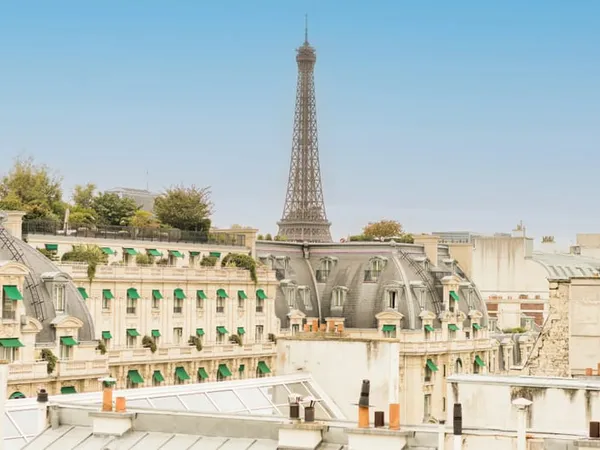 PARIS 16e - 24,09m²- Lauriston - Studio - Vue tour Eiffel