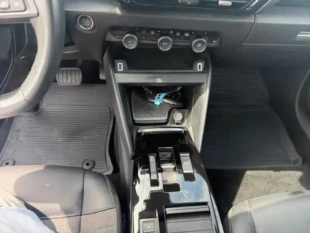 Citroën C4 moteur électrique 136ch (100 kw) feel pack automatique — photo 28