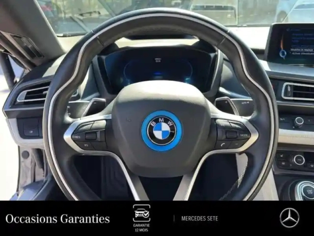 Bmw I8 362ch — photo 13