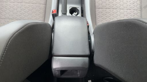 Volkswagen T-Cross 1.0 TSI 110 - R-Line – 2021 – 22543 km – Essence – Boîte Manuelle — photo 9