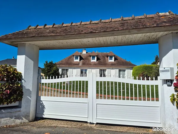 Maison 6 pièces 145 m²