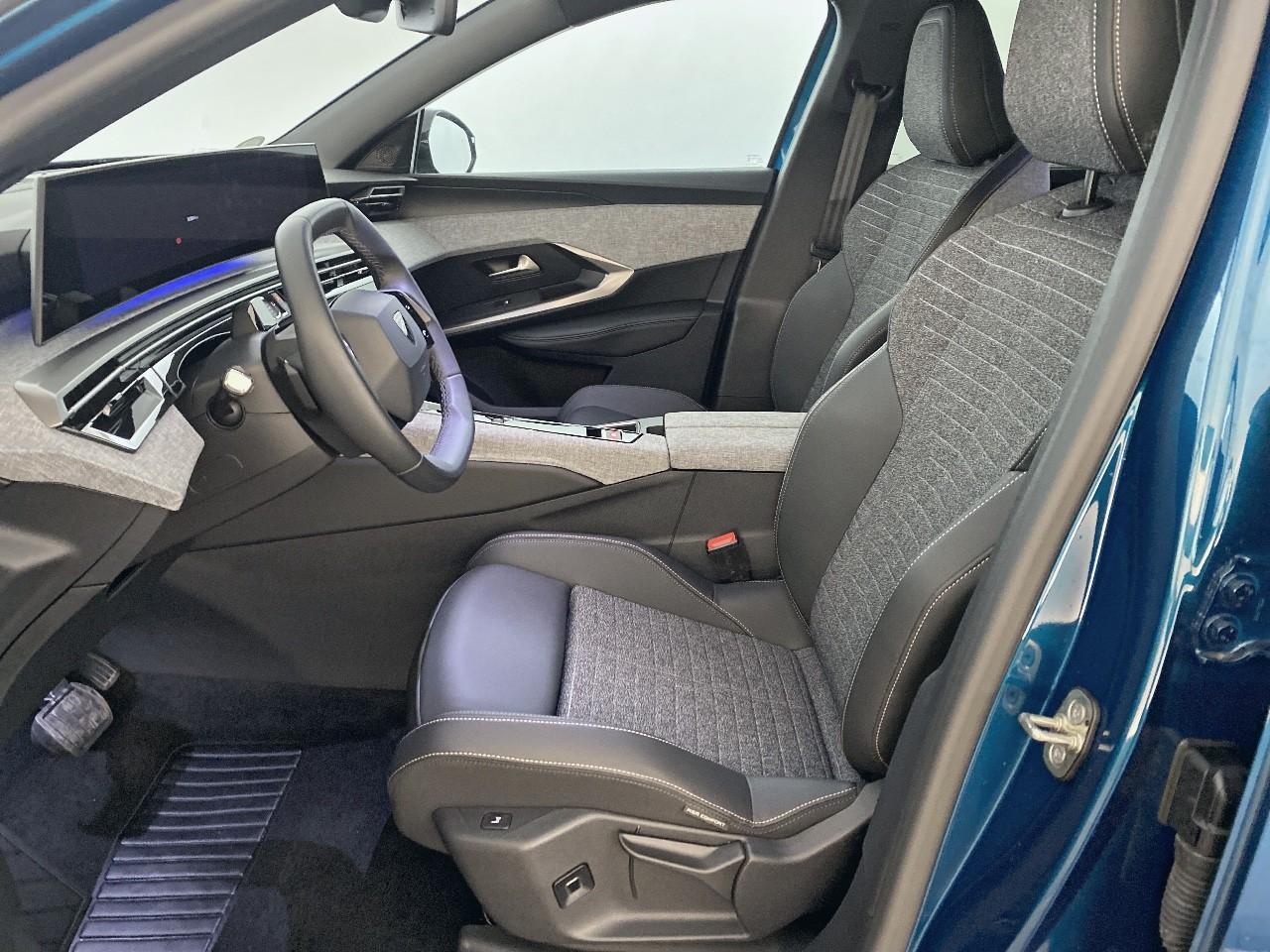 Peugeot 5008 electrique 210 ch 73 kwh allure — photo 9