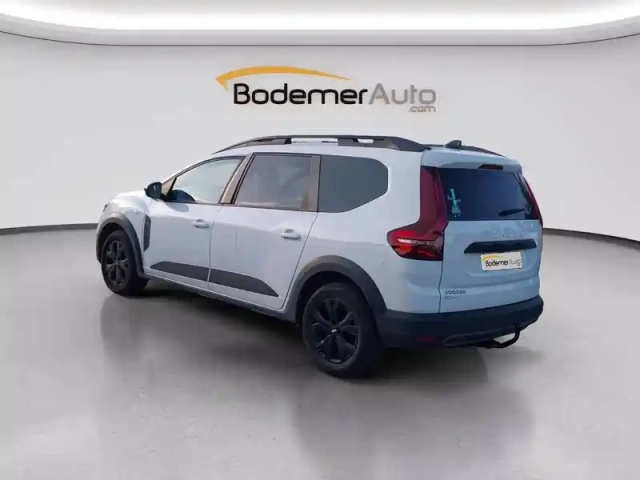 Dacia Jogger eco-g 100 5 places — photo 3