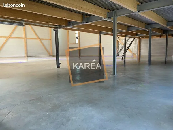 LOCAL D'ACTIVITE 781 m² CHANTELOUP EN BRIE