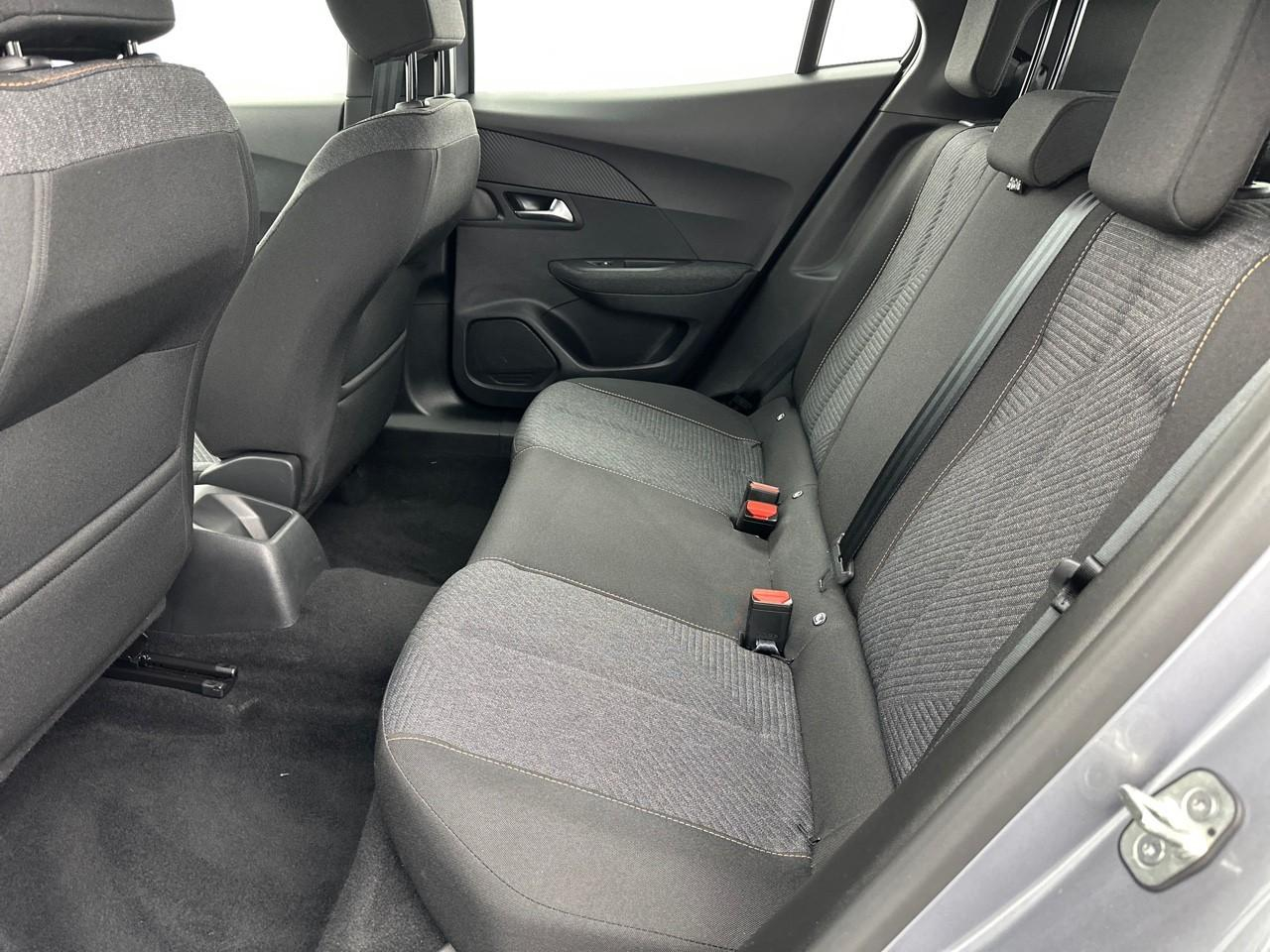 Peugeot 2008 100 s&s bvm6 style — photo 12