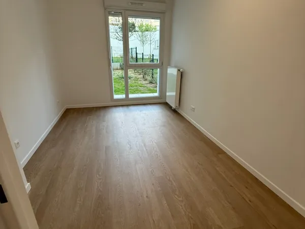 Loue local commercial 14m² Sannois