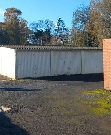 Box garage parking