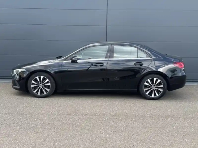 Mercedes Classe A 200 d berline business line — photo 2