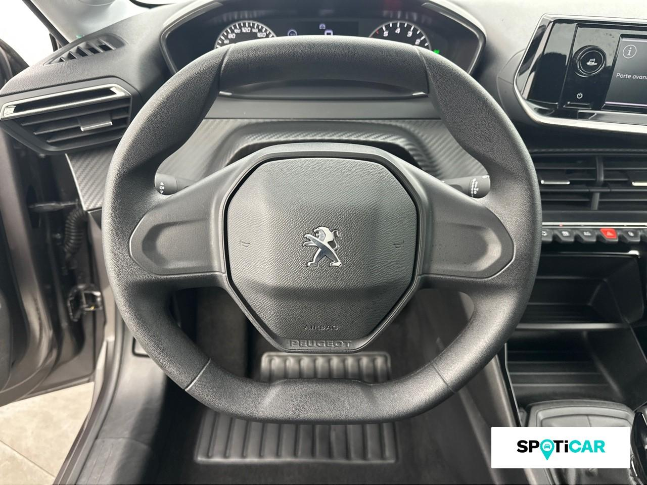 Peugeot 208 like puretech 75 s s bvm5 — photo 12