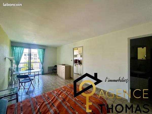 Studio 1 pièce 31 m²