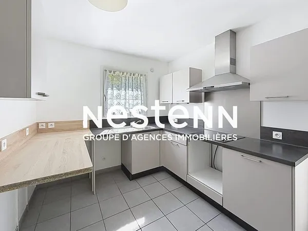 Maison récente 5 pièces de 101,50 m2 avec garage Secteur Parc du Chêne 69500 Bron