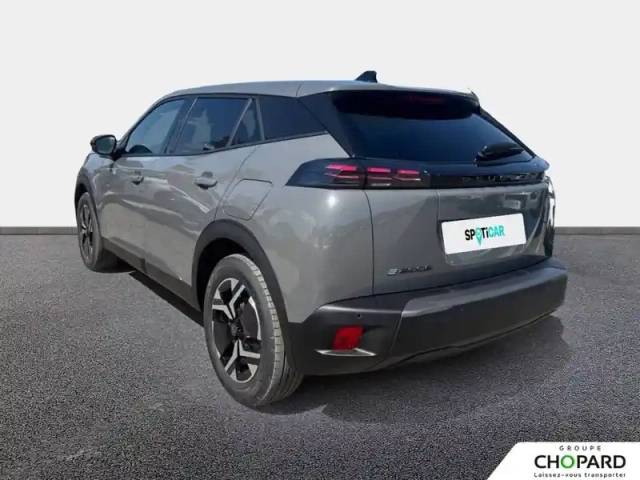 Peugeot 2008 electrique 54 kwh 156 ch — photo 7