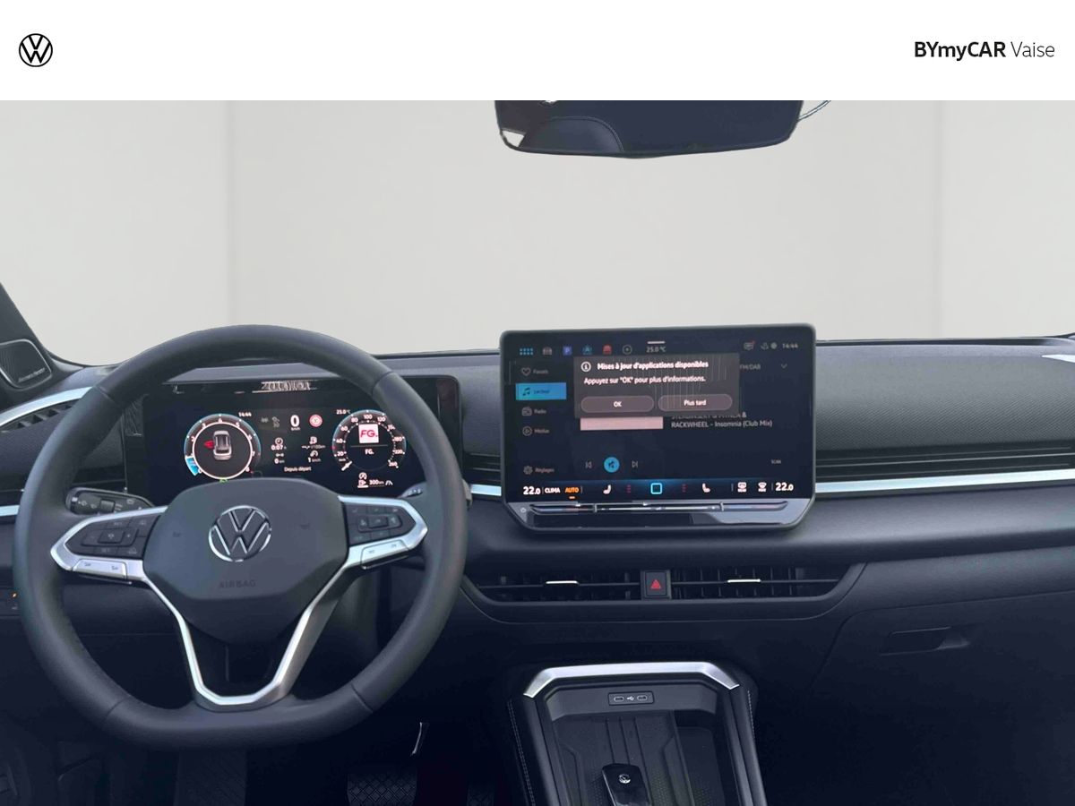 Volkswagen T-Roc 1.5 eTSI EVO2 Hybrid 116 ch DSG7 — photo 9