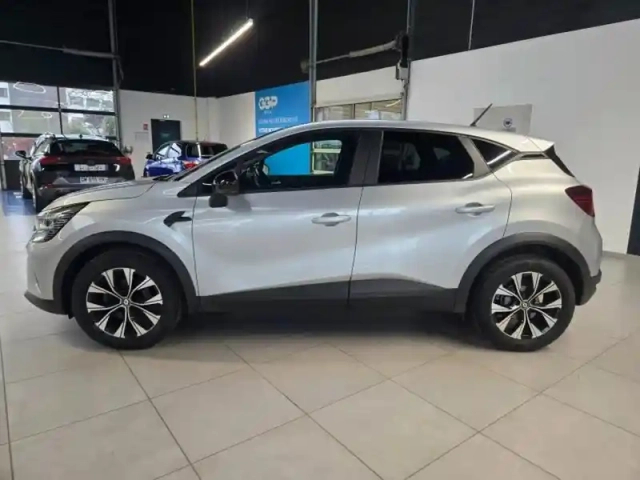Renault Captur 1.0 eco-g 100ch evolution — photo 11