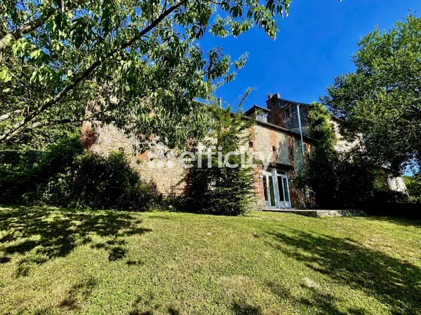 Maison 7 pièces 180 m²