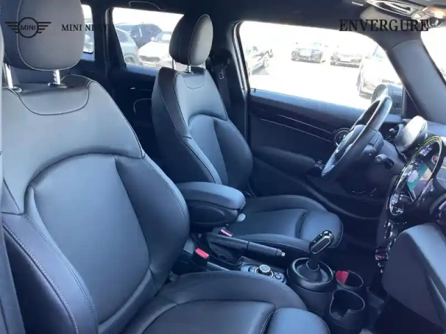Mini Mini 5 portes cooper 136ch edition premium plus bva7 — photo 2