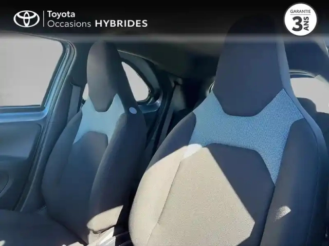 Toyota Aygo X 116h dynamic — photo 11
