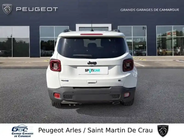 Jeep Renegade 1.3 turbo t4 240 ch phev at6 4xe eawd — photo 5