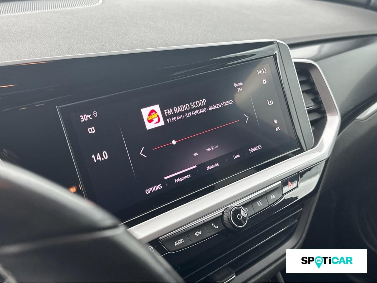 Opel Grandland 1.2 turbo 130ch gs line — photo 13