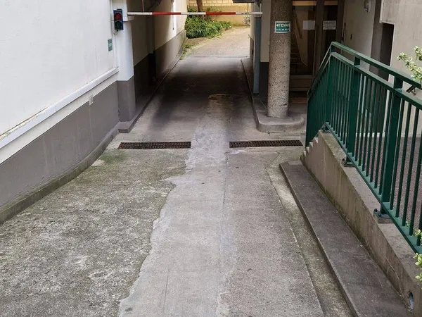 Parking 10 m²