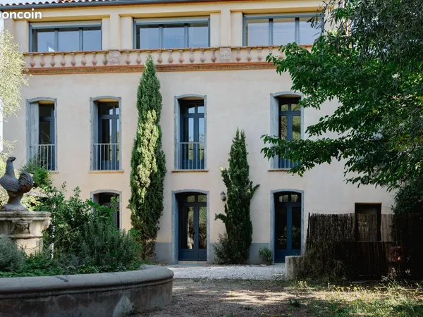 Mas 7 pièces 240 m²