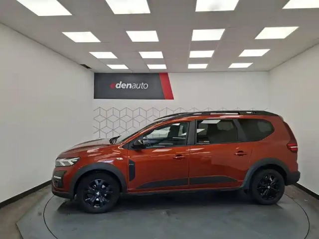 Dacia Jogger eco-g 100 5 places — photo 11