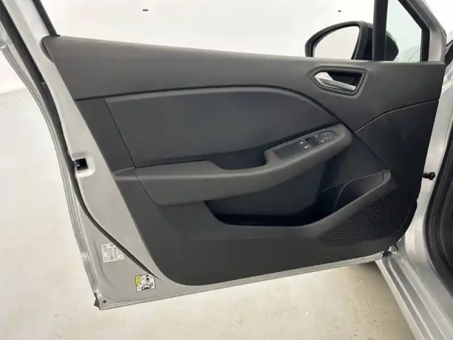 Renault Clio tce 90 — photo 20