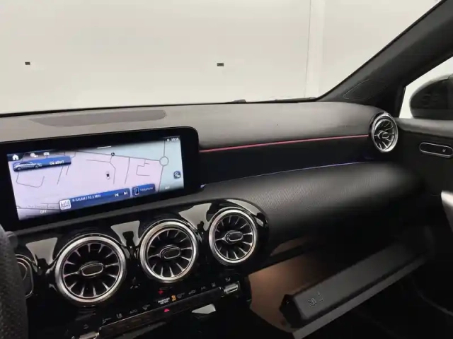 Mercedes Classe A 250 e hybrid eq 8g-dct — photo 60