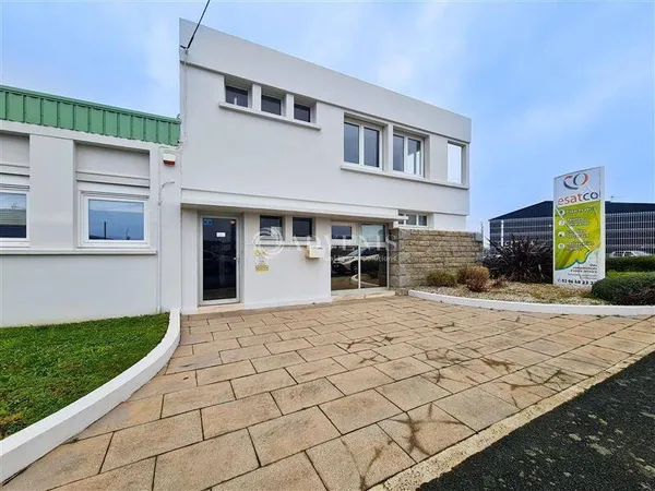 Local d'activité 650 m²
