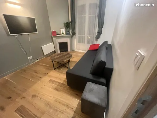 T2 meublé 37m² refait à neuf, ascenseur, cave - Paris 20e Charonne