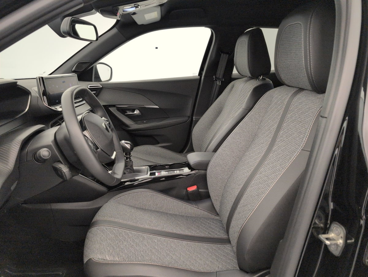 Peugeot 2008 — photo 15
