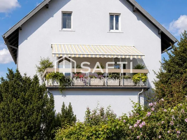 Robertsau: appartement lumineux aux volumes généreux