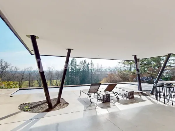 Maison 6 pièces 235 m²