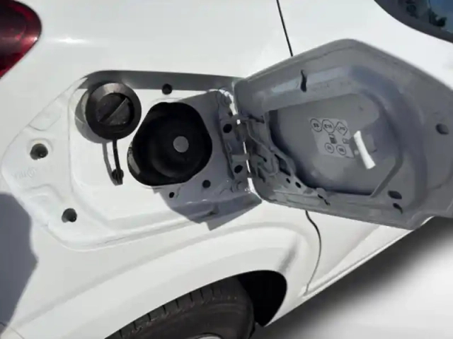 Dacia Sandero 1.0 eco-g 100ch essential — photo 10