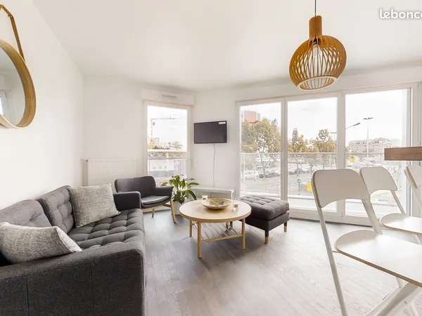 Coloc luxe_une chambre meublee