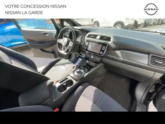 Nissan Leaf 150ch 40kwh acenta 19 — photo 9