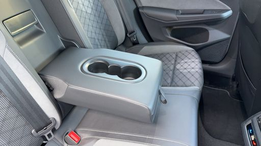 Volkswagen Golf 1.5 eTSI 130 DSG7 - R-Line – 2022 – 39538 km – Hybride essence – Boîte Automatique — photo 30