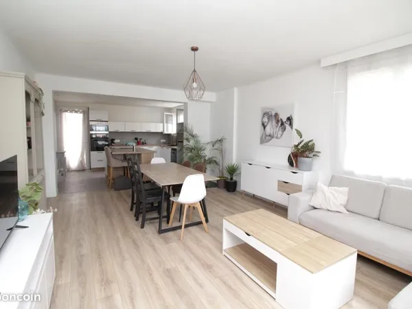 Appartement 4 pièces 102 m²