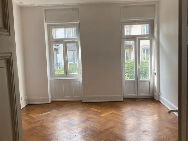 Appartement a loué 4 pièces secteur orangerie