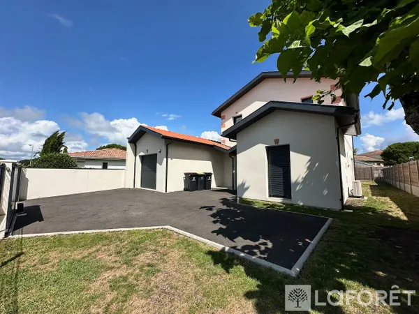 Maison 5 pièces 130 m²