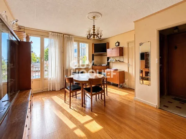 Appartement 4 pièces 64 m²