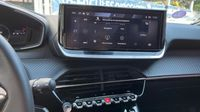Peugeot 2008 1.2 PureTech 100ch S&S Allure — photo 19