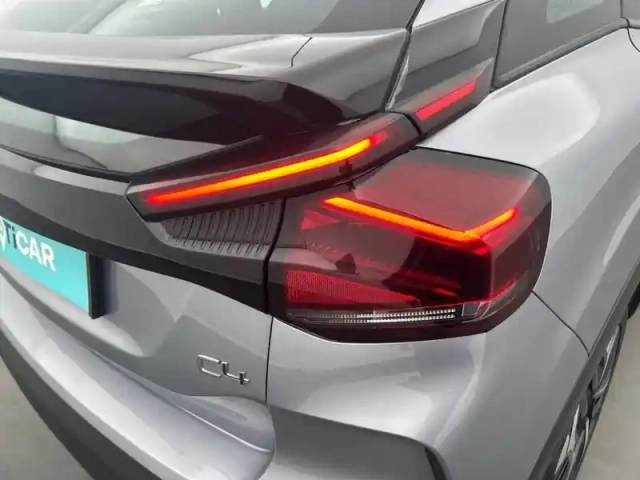 Citroën C4 puretech 130 s&amp;s eat8 — photo 17