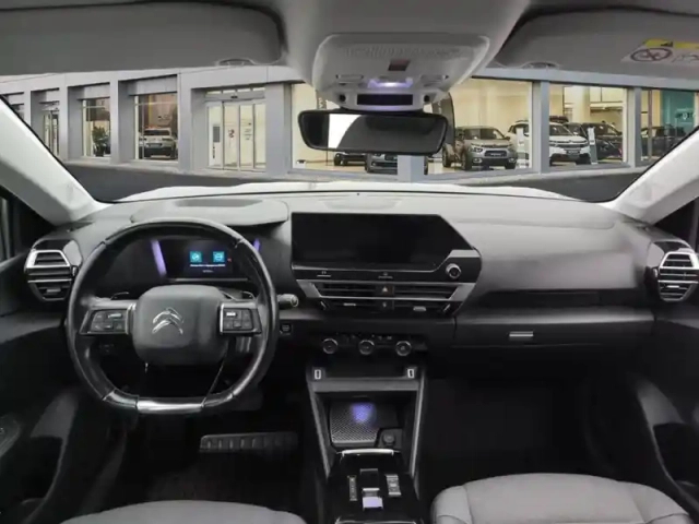 Citroën C4 bluehdi 130 s&amp;s eat8 shine — photo 10
