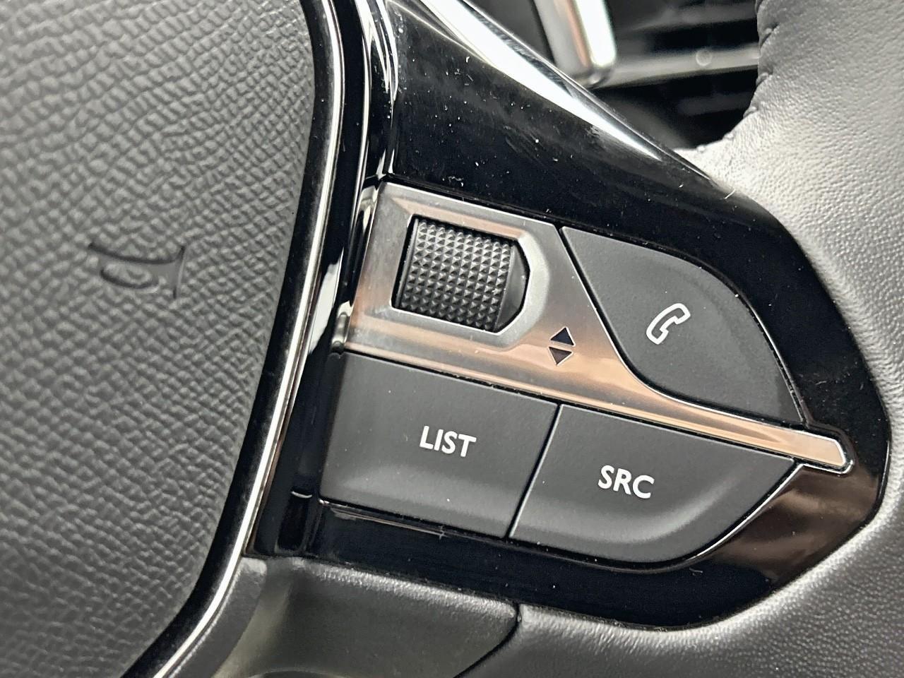 Peugeot 2008 hybrid 136 e-dcs6 active — photo 24