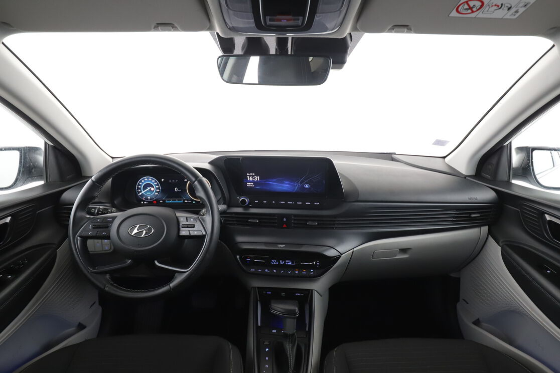 Hyundai i20 1.0 T-GDi Hybrid 48V Executive DCT-7 — photo 11