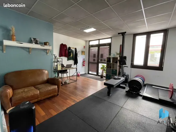 Local commercial 75 m² Le Mans