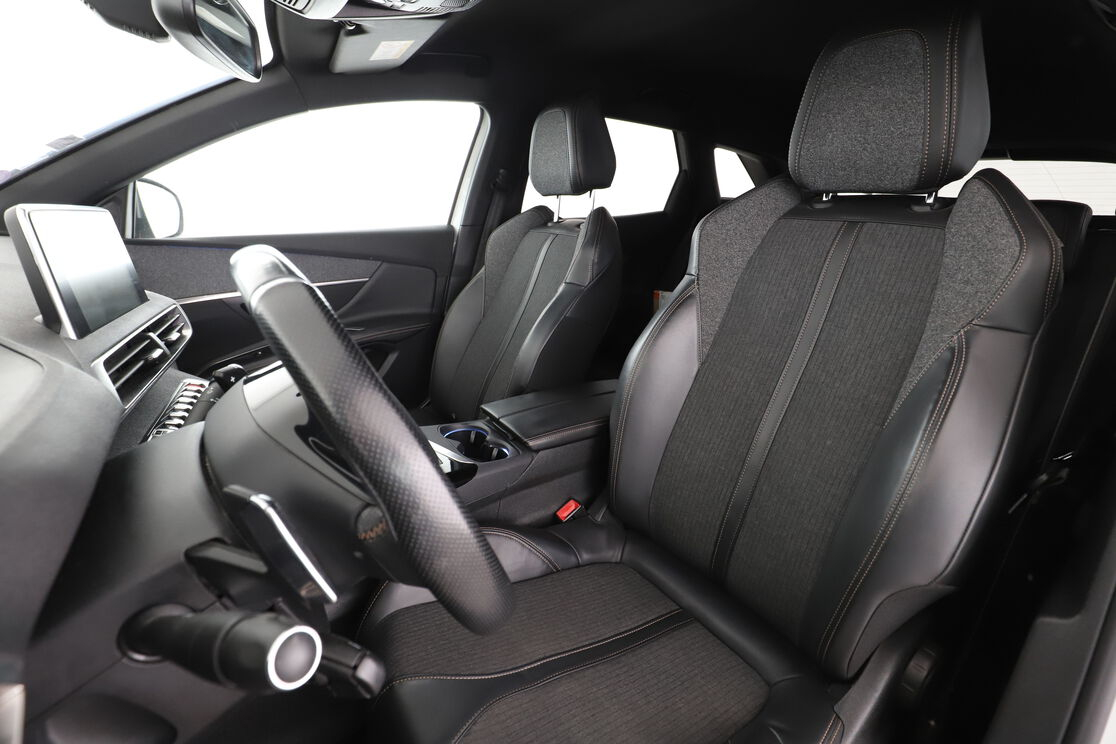 Peugeot 3008 1.6 THP Allure EAT6 — photo 9