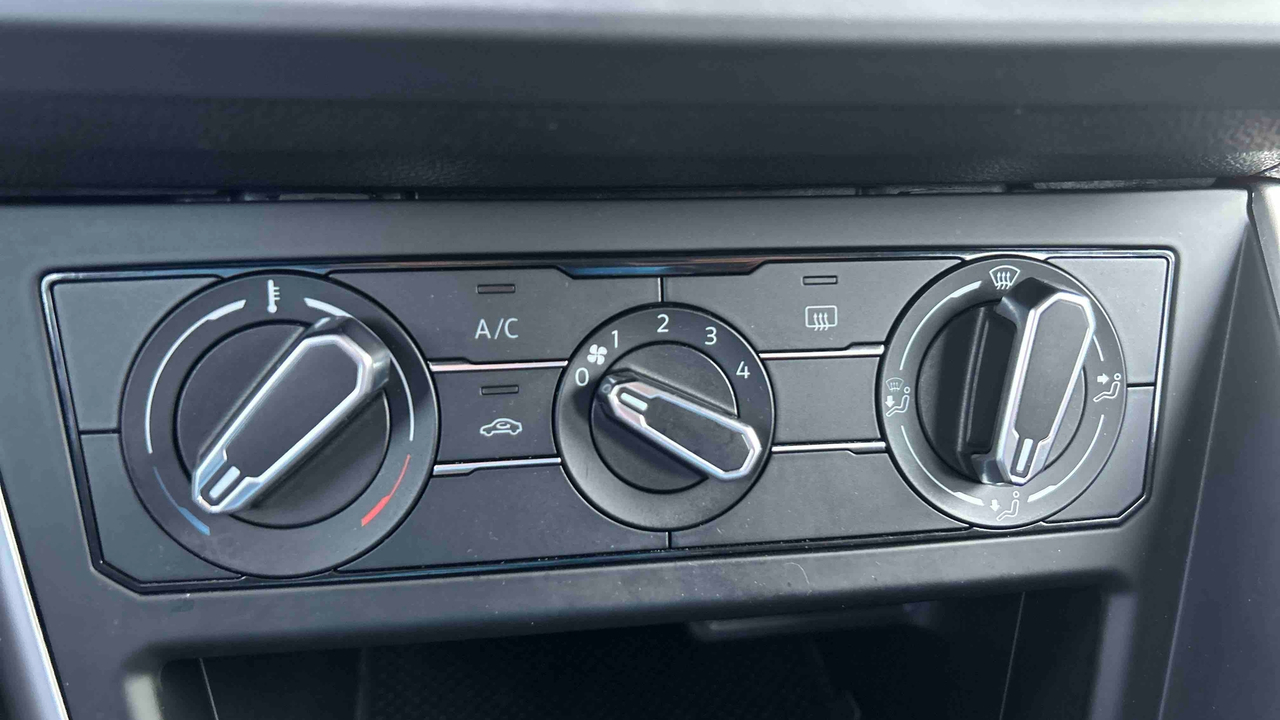 Volkswagen Polo 1.0 TSI 95 S&amp;S BVM5 — photo 30