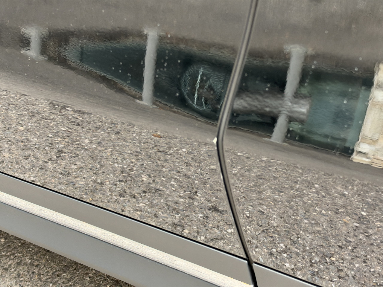 Mercedes EQA 250+ — photo 22